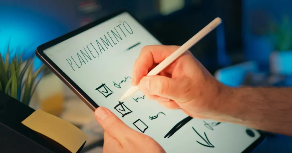 Dicas práticas para organizar contas mensais