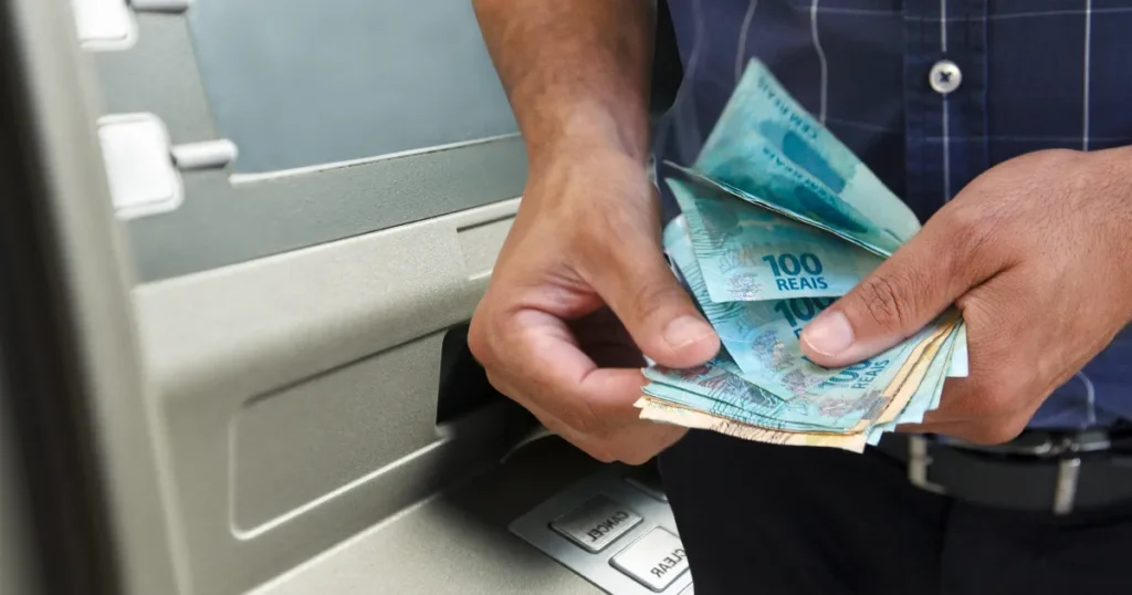 Comparativo direto entre bancos digitais e tradicionais